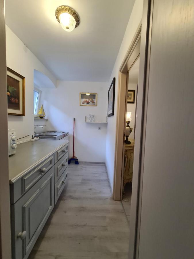Kaya House Apartment Nerezisca Екстериор снимка